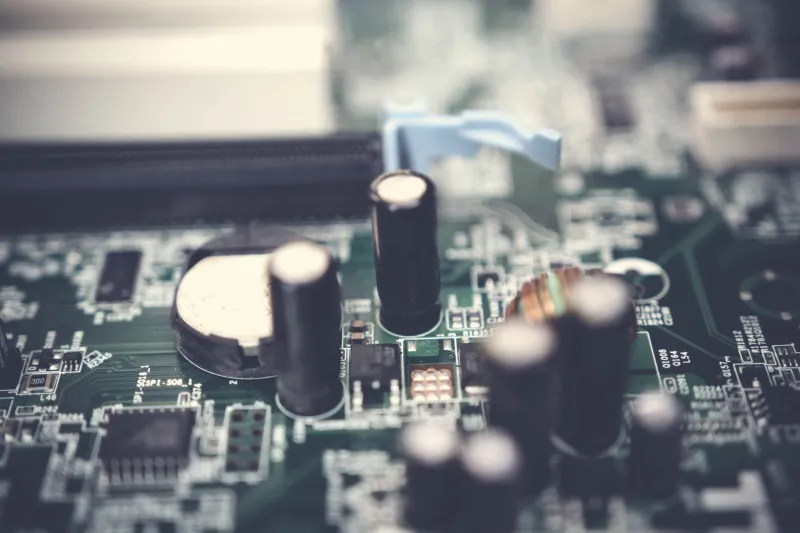 Fifteen Dollars Versus Your 280mm AIO: The Case of the Concave IHS